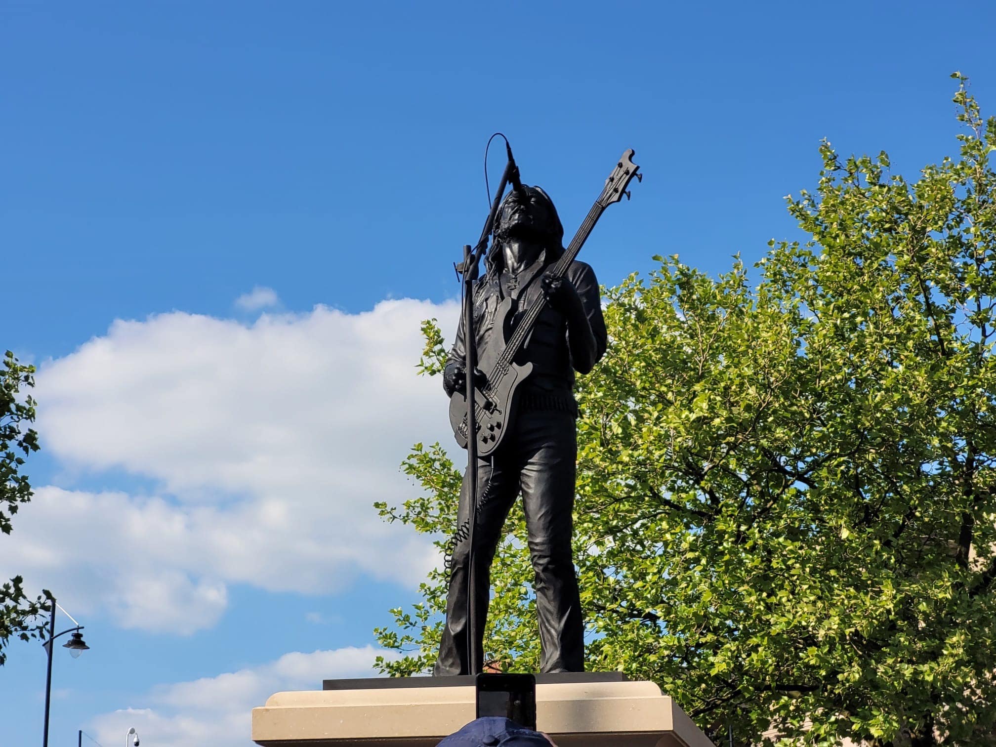 Lemmy-Statue-may-25