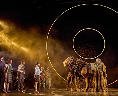 The-Lion-The-Witch-The-Wardrobe-Regent-THeatre-Photo-Brinkhoff-Mogenburg