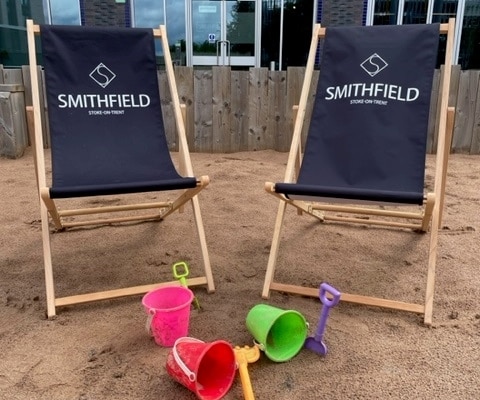 deckchairs-smithfield-summer